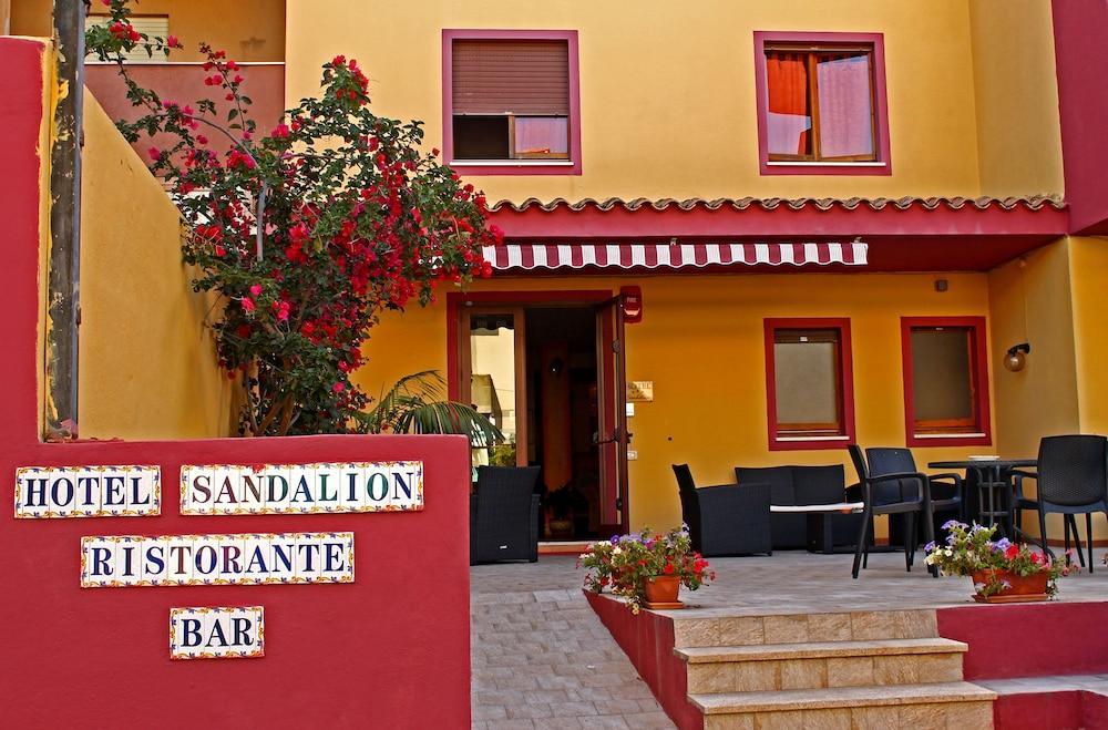 Hotel Sandalion Santa Teresa Gallura Εξωτερικό φωτογραφία